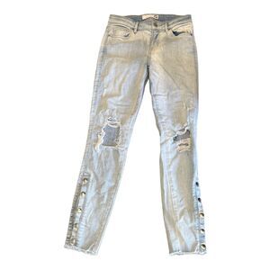 Womens Guess Distressed Light Wash Boyfriend Jeans Size 25 Side Leg Snaps